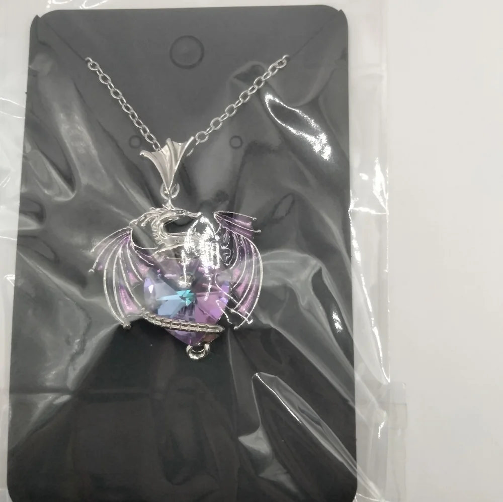 Dragon and Heart Gem - Purple - Picture 5 of 7